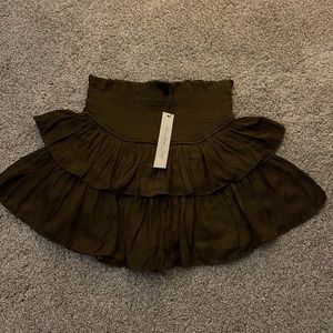 Skirt never worn very cute